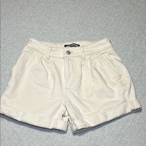 Joe Fresh Women's Cream Cuffed Denim Shorts.  Size 25